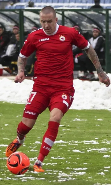 Защитник притисна ЦСКА за бонуси