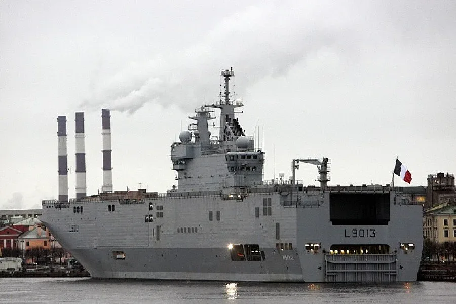 Франция нямало да предаде "Мистрал" на Русия