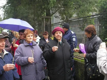 Миряни и владика в спор за 1 млн.