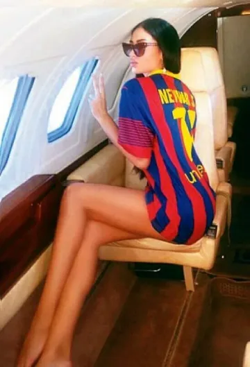 Сръбска мома завъртя Неймар