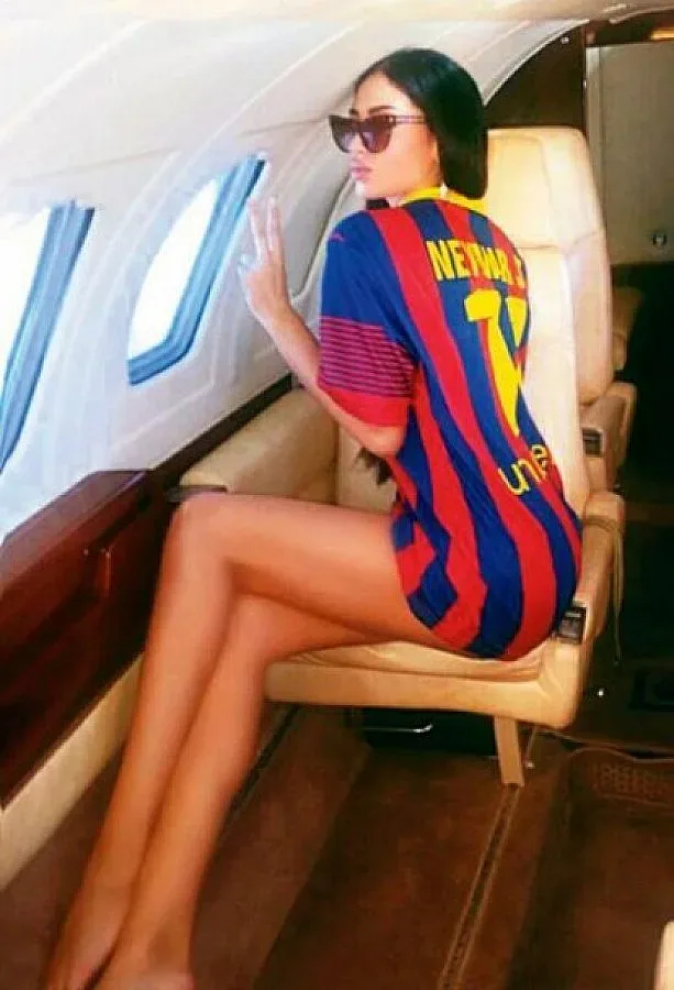 Сръбска мома завъртя Неймар