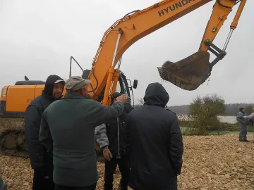 10 000 дка засети ниви потънаха в езеро