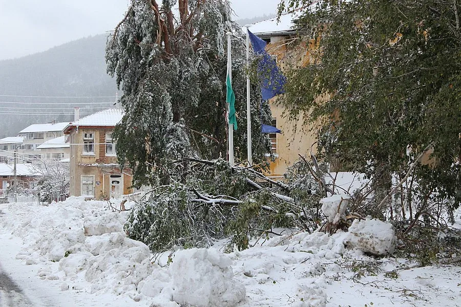 Град Шипка – трети ден без ток