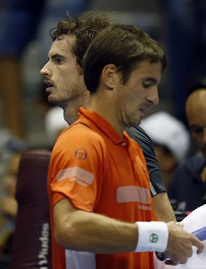 ВИДЕО: Робредо поздрави Мъри с два средни пръста 