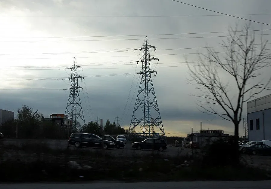 Над 30 хиляди абонати на ЧЕЗ са все още без ток