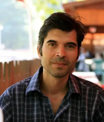 Милен Русков: Писането е скок в тъмното