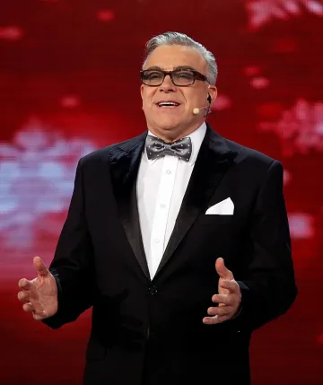 Шампанско за Владо Пенев в Рим