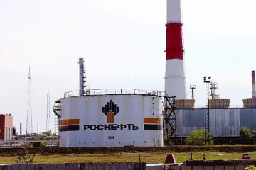 „Роснефт" поема сама находищата в Арктика, търси и партньори