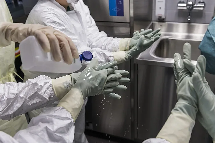 ЕС дава още 1 млд. евро за борба с ебола