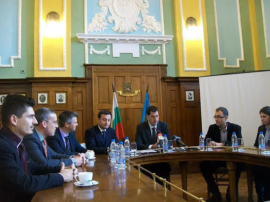 Пловдив подписа заем за 30 млн лв с ЕБВР