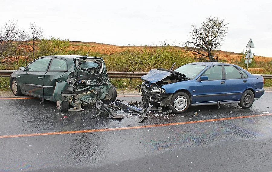 Тежка катастрофа край Благоевград, четирима ранени