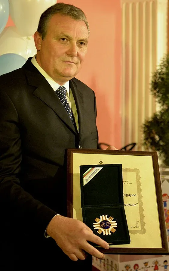 Фен на "Металика" е лекар на годината