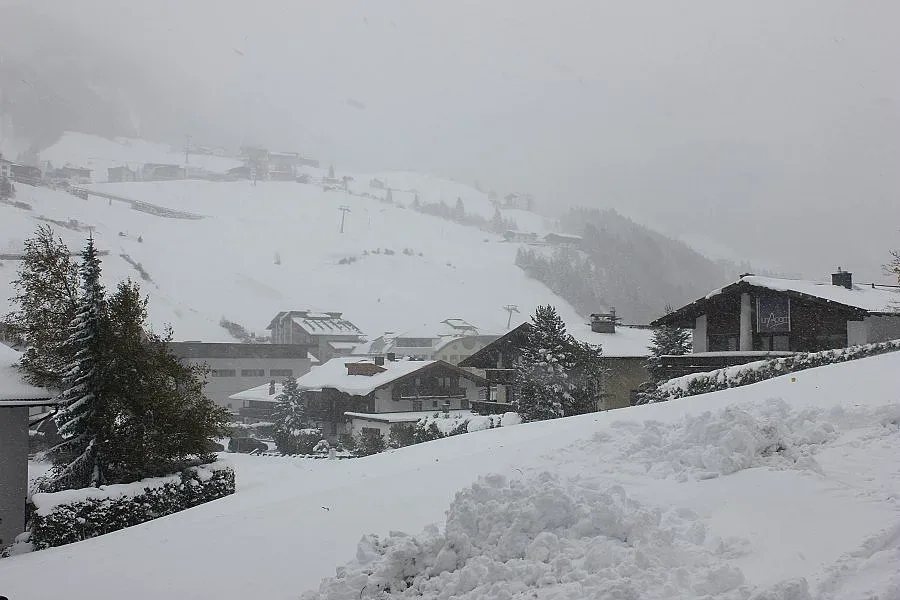 Ураганът Гонсало затисна и Световната купа по ски