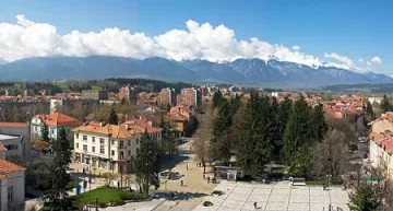 Разлог чества свободата си на закрито заради студа