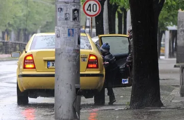 До края на месеца стават ясни новите тарифи на такситата