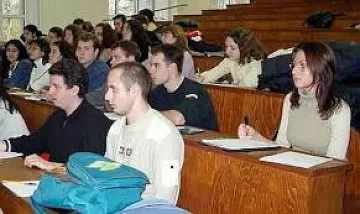 Медици учат и без изпит