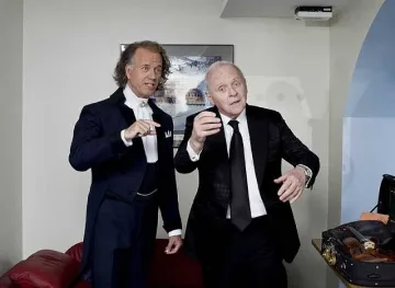 Слушаме валс на Антъни Хопкинс 