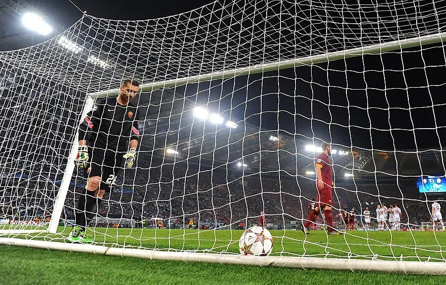 Светът: "Байерн" подпали Рим като Нерон