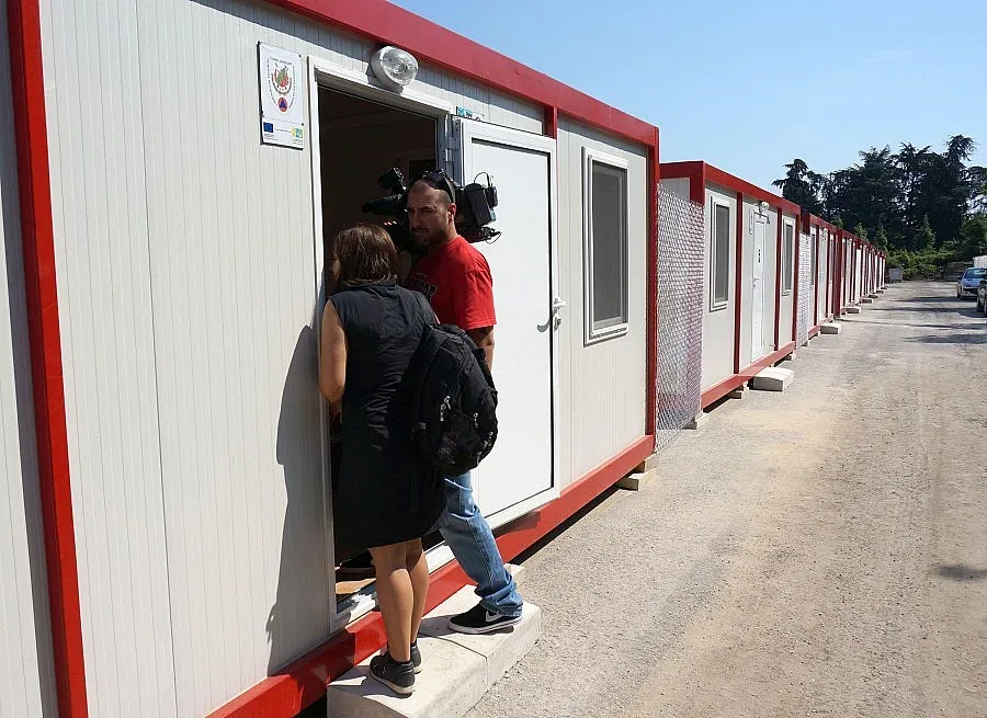 Фургони за 400 бежанци ще има в Любимец