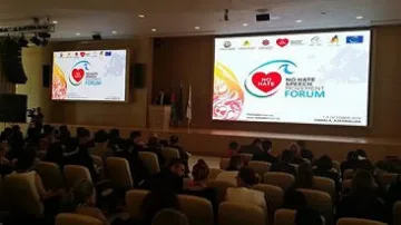 Младежи доброволци обикалят България с проект за толерантност