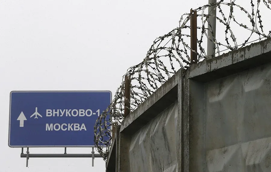 Шофьорът на снегорина на "Внуково": Нищо не видях