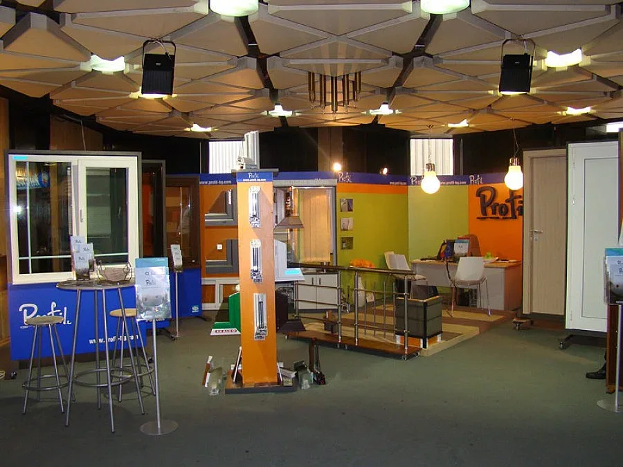 Учат ни да слагаме мазилка на Стройко