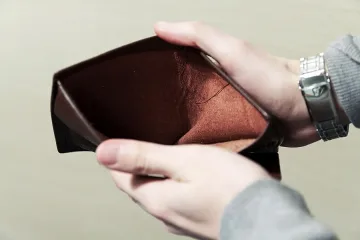 Старци станаха джебчии от немотия