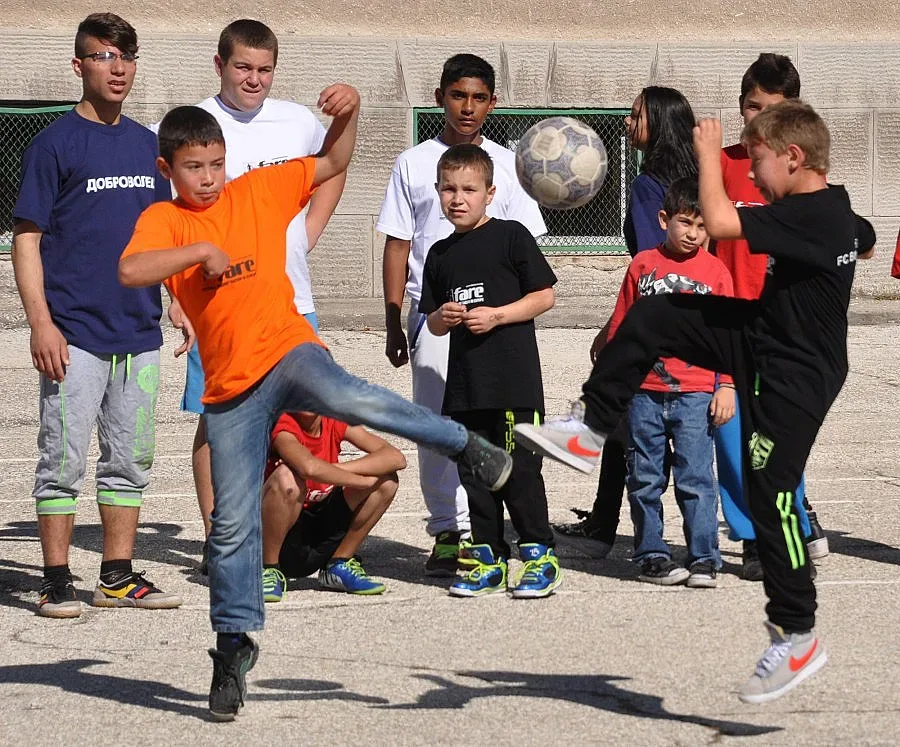 Хасковско училище даде урок по толерантност към бежанците