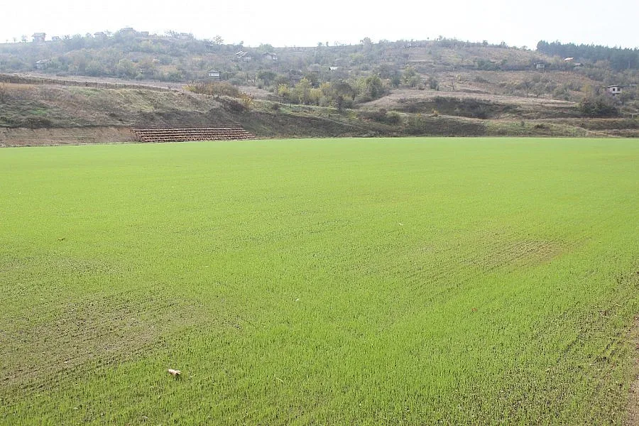 Ремонтираха стадион заради млади надежди