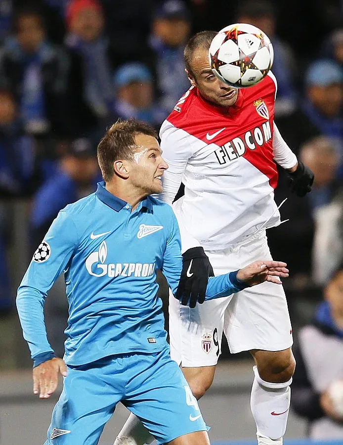 Бербатов се завръща в Шампионската лига