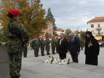 Заря и концерт за 102 г. свобода в Гоце Делчев