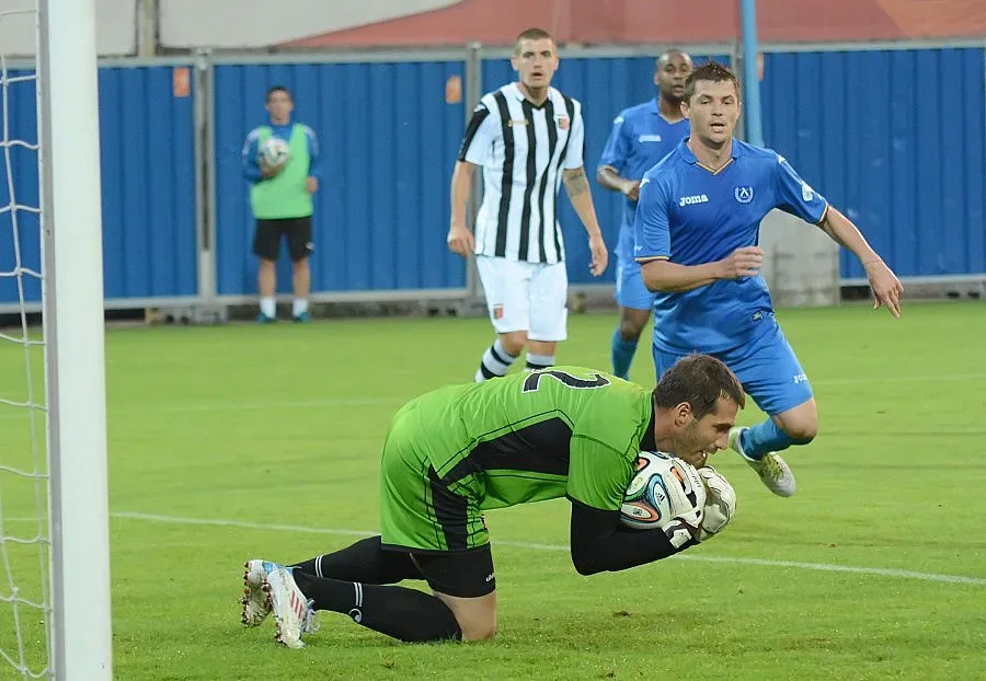 "Левски" пак се спъна в "Локо" (Пд)