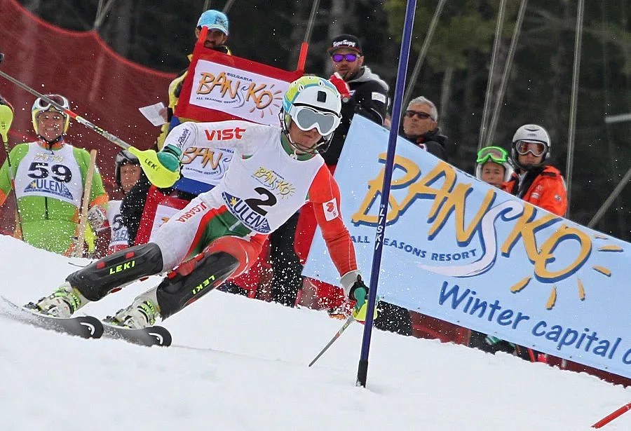 Алберт Попов дебютира за Световната купа по ски в Зьолден