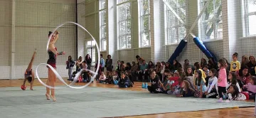 Над 100 момичета ще тренират художествена гимнастика в Благоевград