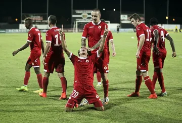 Мария Илиева пя на Стивън Ло