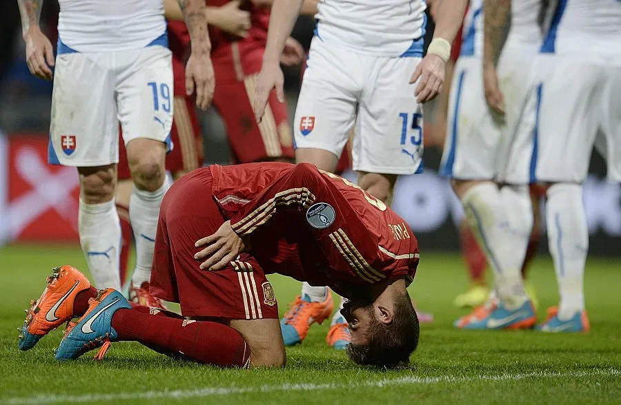 Пике замазва скандал с катаджии