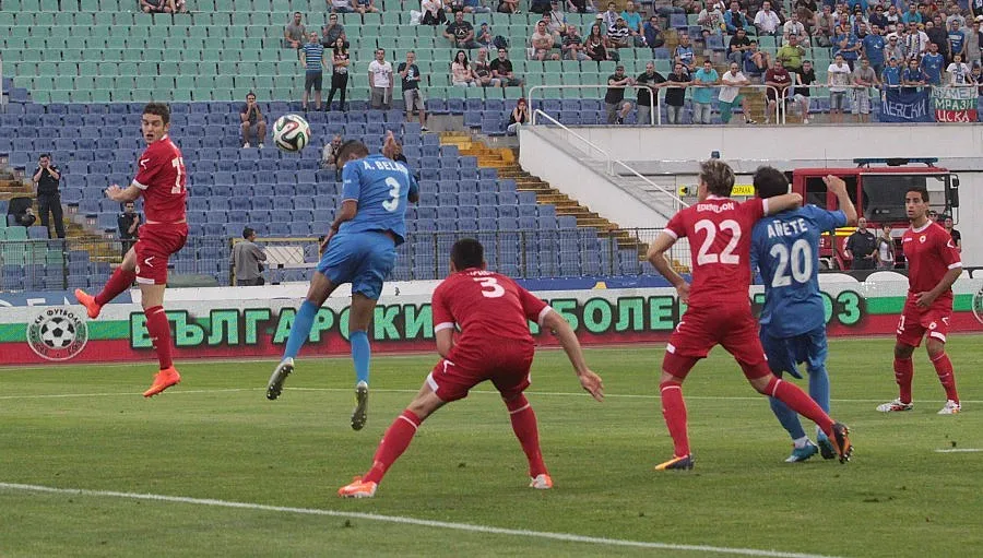 Вечното дерби ще е с публика