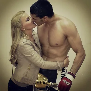 Десислава репетира за второ 