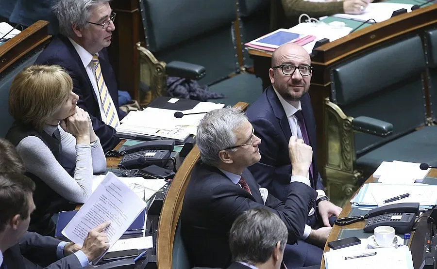 Скандал в чисто новия кабинет на Белгия