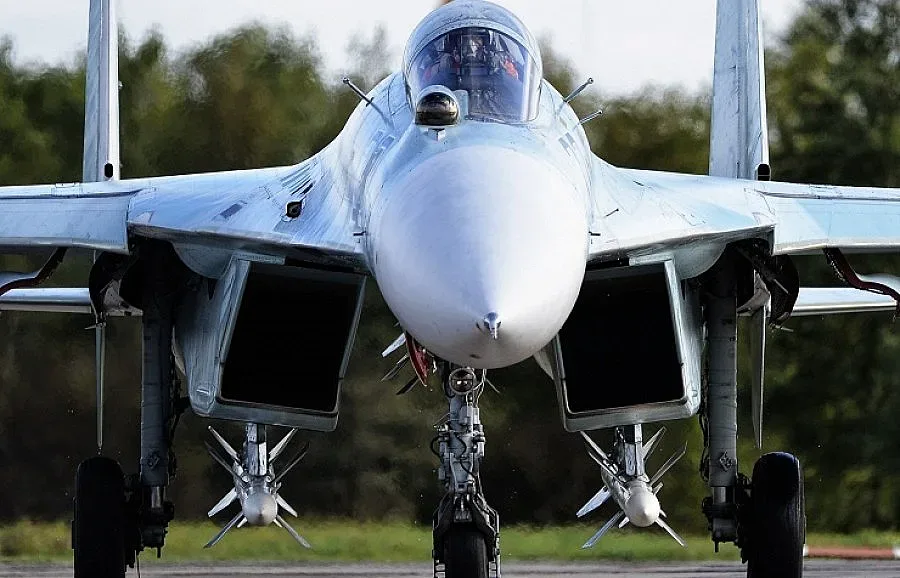 Русия открива военновъздушна база в Беларус