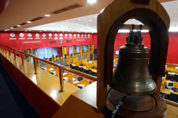 Сървъри спряха за час борсата в Москва