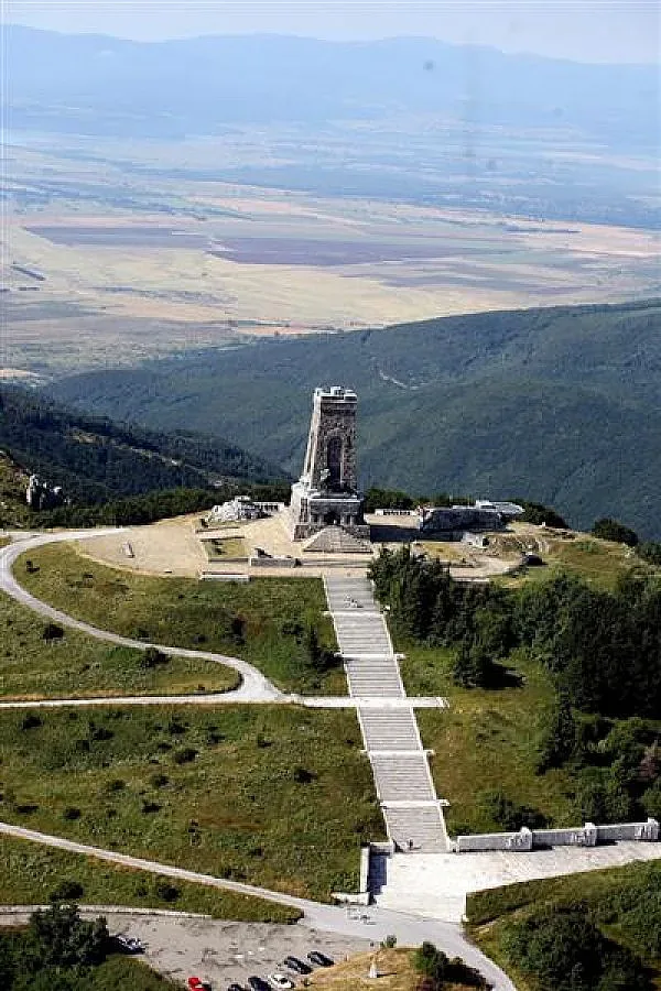 Одобриха обходния път на Казанлък след тунела под Шипка