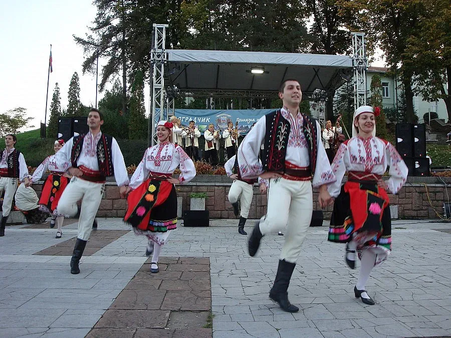 Хора и заря разтърсиха Белоградчишките скали