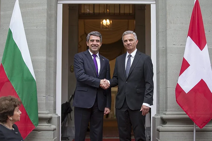 Президентът кани швейцарски инвеститори в България