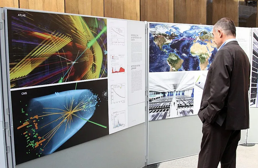 ЦЕРН работи с БГ компютри