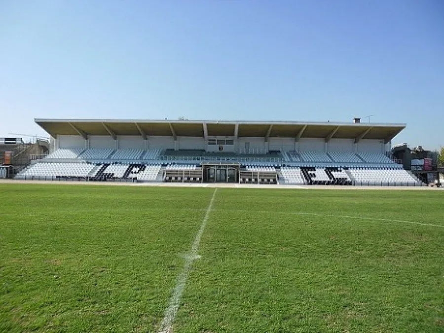 Сватба на "Лаута", Велков удря рамо