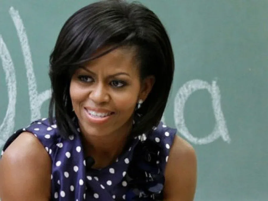 Мишел Обама сбърка 7 пъти името на сенатор