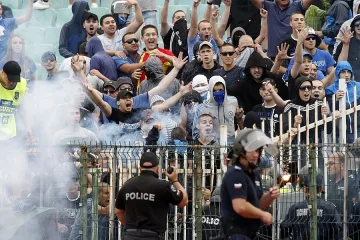 Сектор "Б" събира пари за дербито