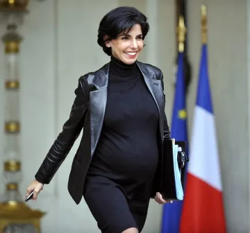 Евродепутати си докарват милиони от странична работа