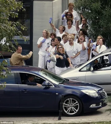 Еболата в Македония - фалшива тревога (ОБЗОР)